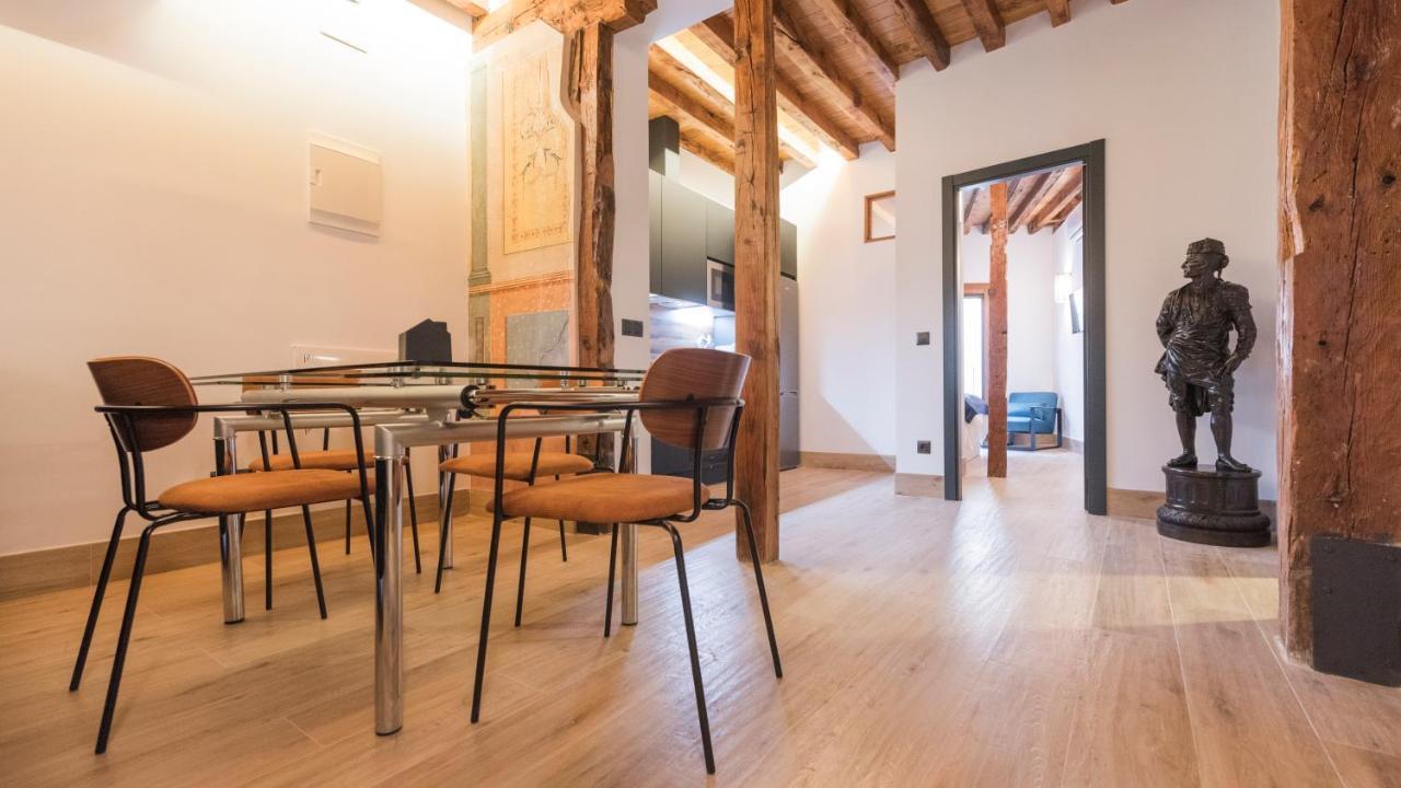 Apartamentos Boutique Pinocho トレド エクステリア 写真