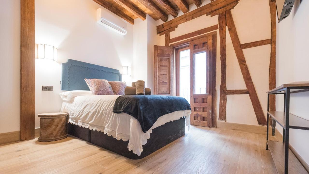 Apartamentos Boutique Pinocho トレド エクステリア 写真