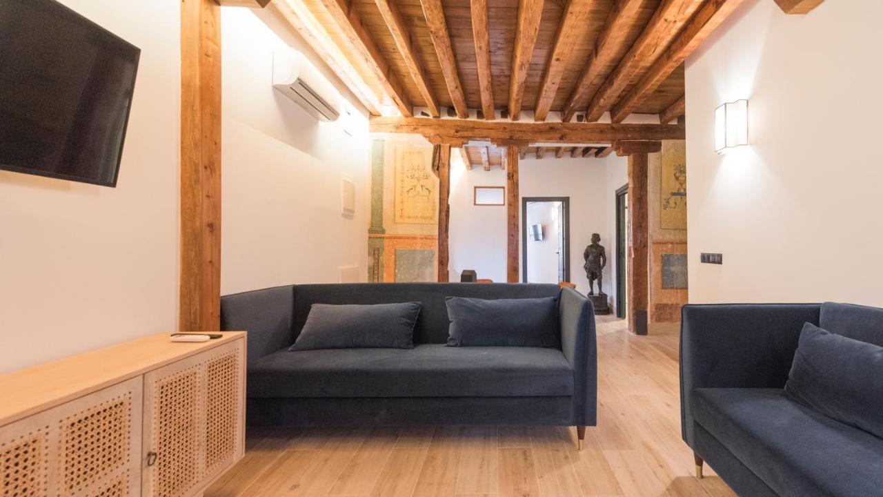 Apartamentos Boutique Pinocho トレド エクステリア 写真