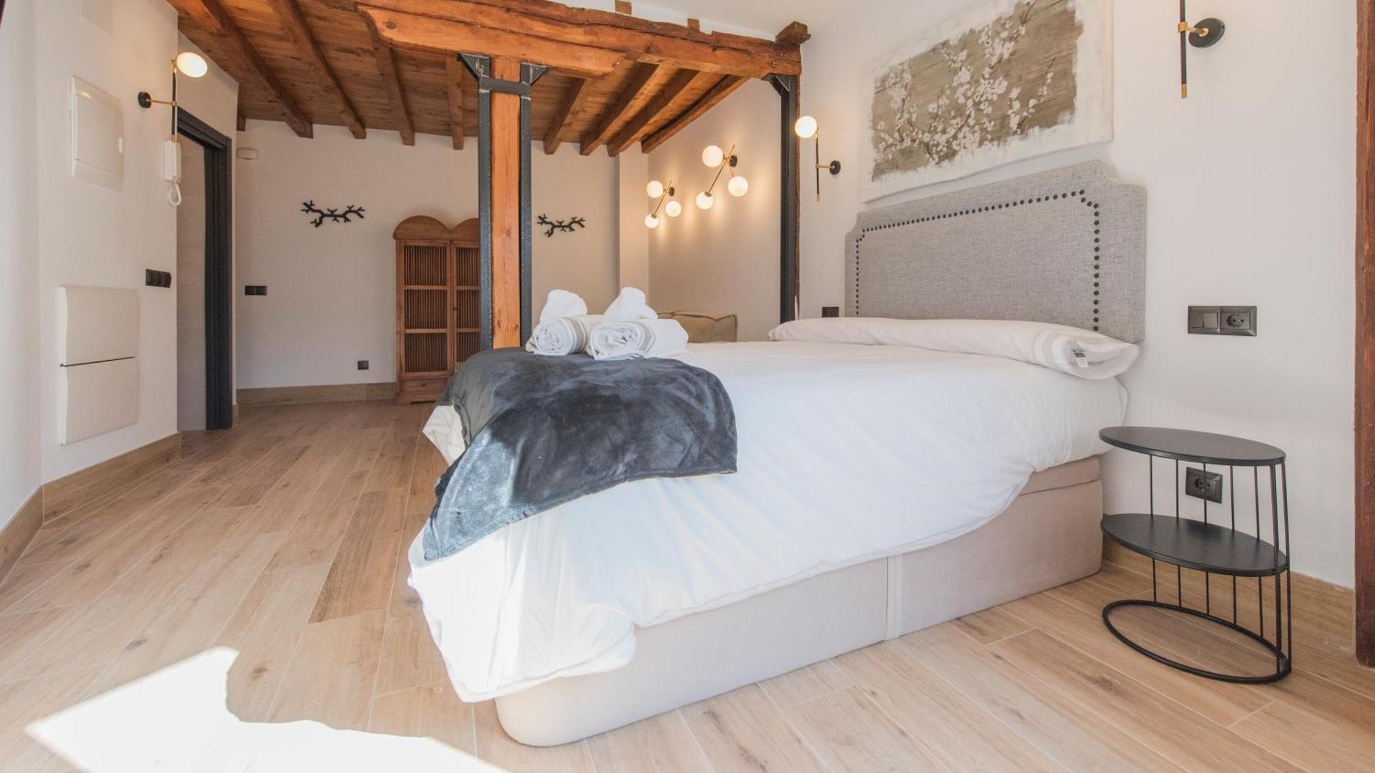 Apartamentos Boutique Pinocho トレド エクステリア 写真